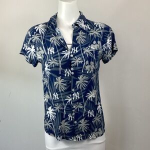 Genuine Merchandise Navy and White Palm-Print Button Down Shirt